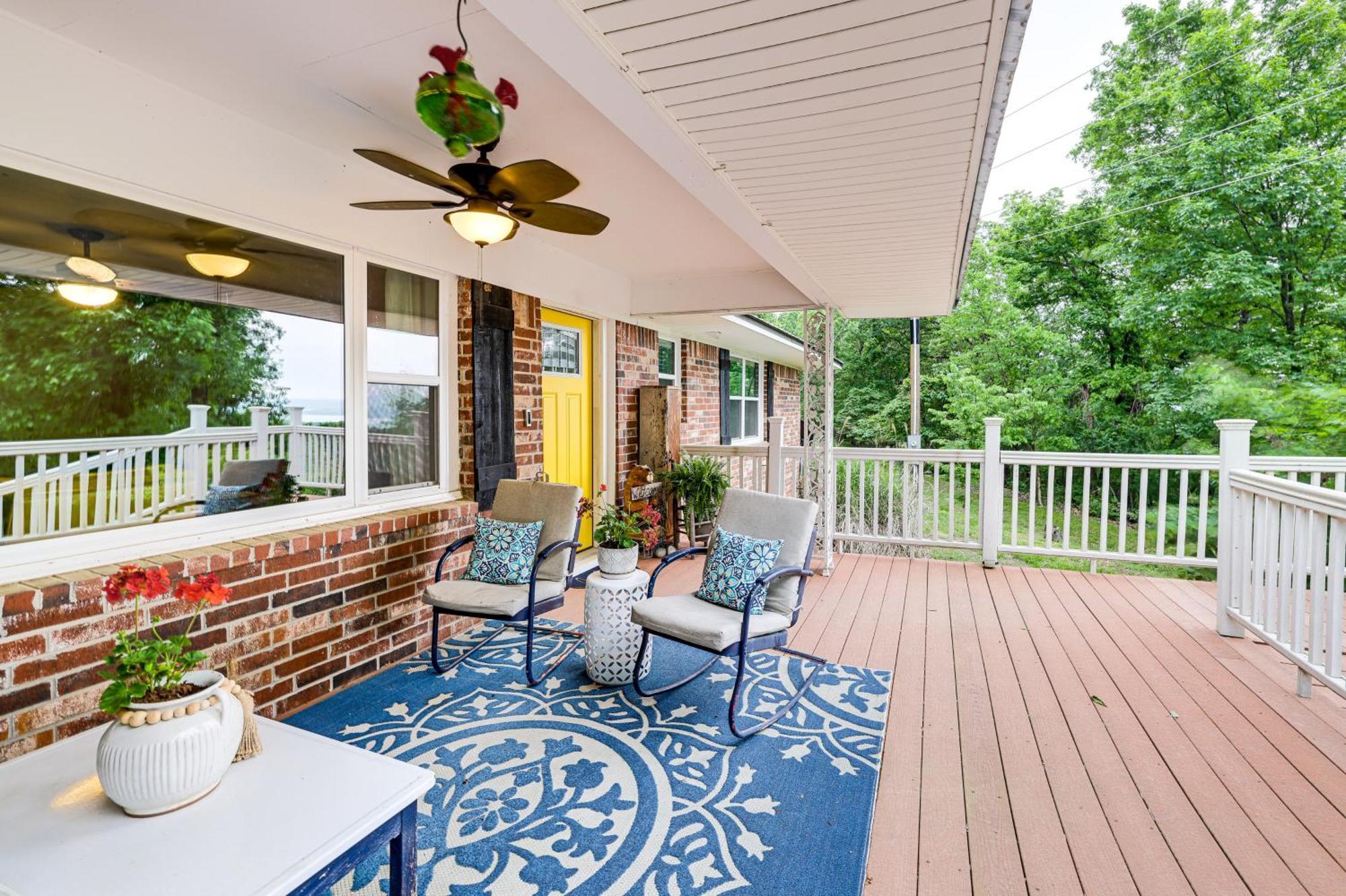 Beaver Lake Getaway With 2 Decks, Grill, And Views! Garfield Esterno foto
